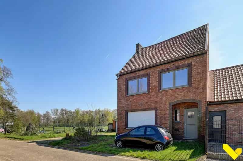 Gerenoveerde Huis Nabij Autosnelweg Ruime Zolder