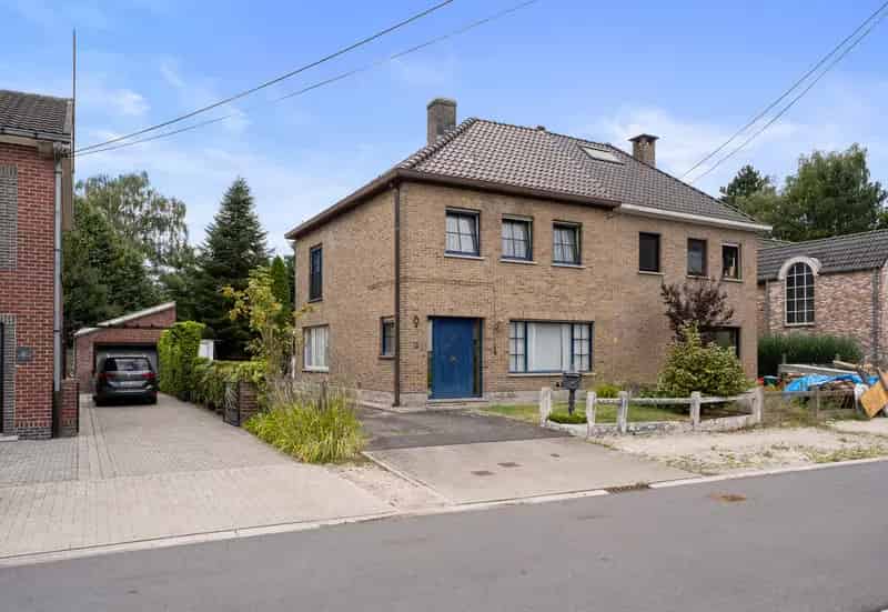 Huis te huur te renoveren 182m² 3 slaapkamers