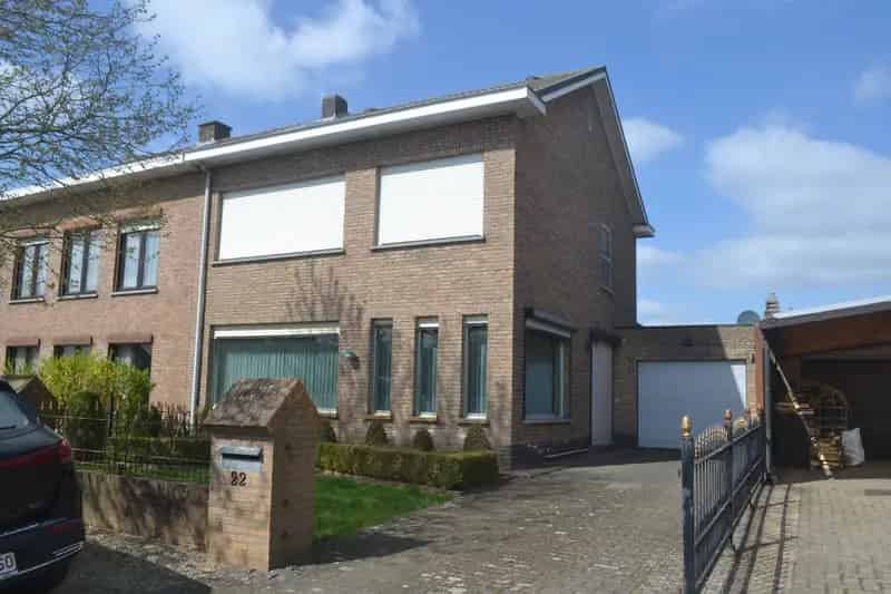 Huis te huur met 3 slaapkamers, bureel en tuin
