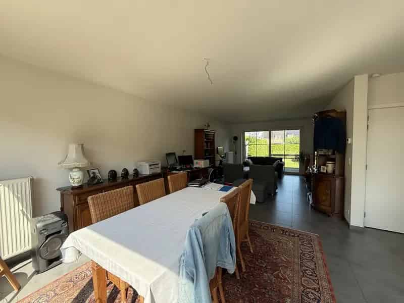 Halfopen bebouwing te Zevergem 3 slaapkamers tuin garage