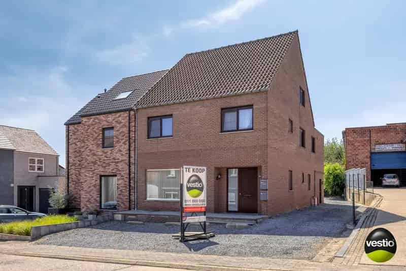 WONING MET 5 SLK OP 5A47CA TE RIJKHOVEN.