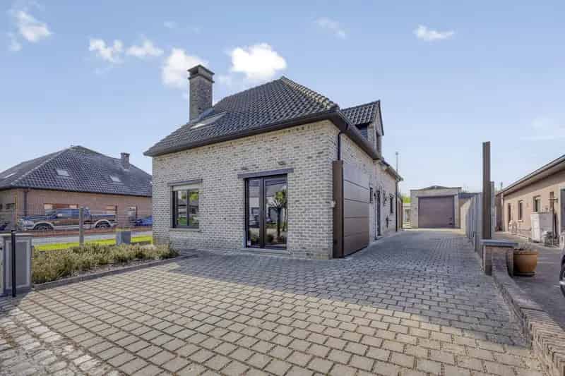 Huis te koop Teralfene: 3 slaapkamers, garage, zwembad