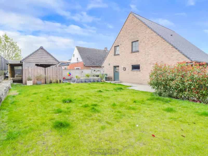 Huis te koop Ruien: Instapklare gezinswoning met tuin
