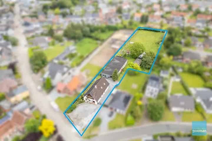 Huis te koop Schellebelle met loods 360m2
