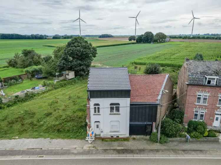 Te renoveren eengezinswoning met 3 slpk