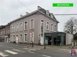 Kantoor te huur Namen - Ruim kantoor met park en faciliteiten