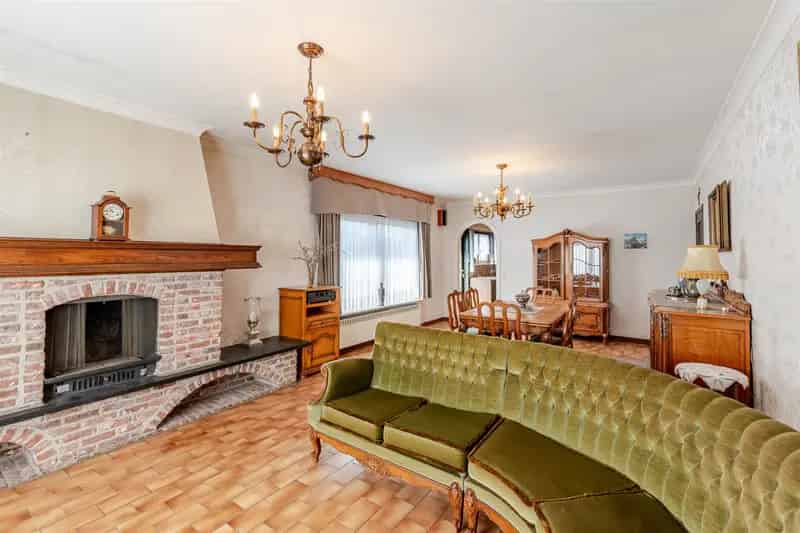 Te renoveren bungalow Dendermonde 2 slaapkamers grote tuin