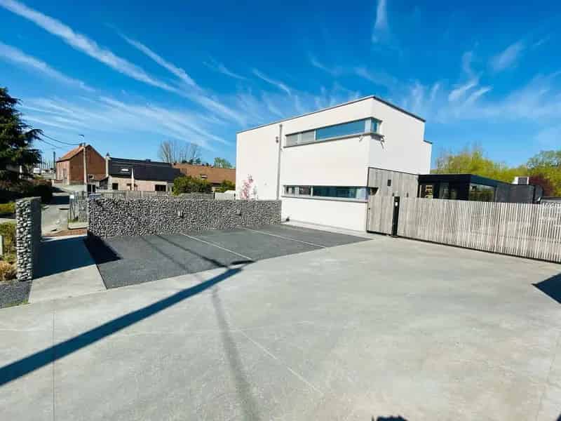 Luxueuze Villa met Bos en Weides te Koop