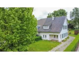 Huis te koop Beersel 3 slaapkamers tuin garage