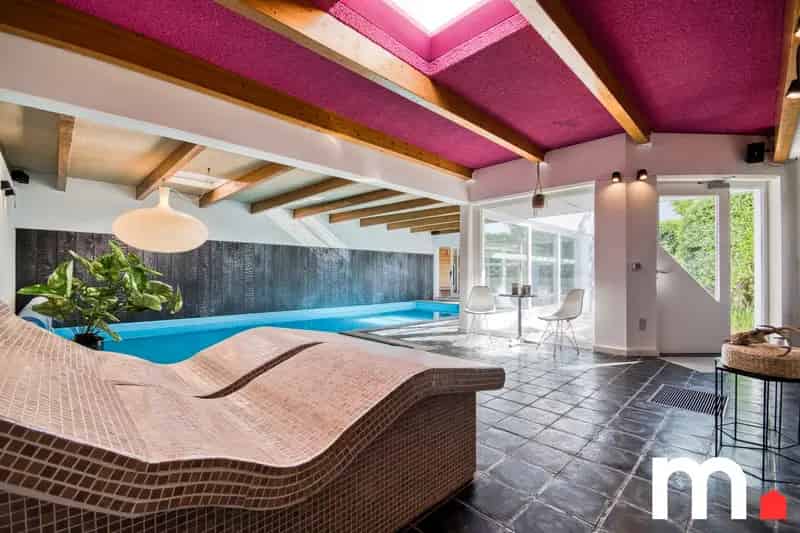 Huis te Koop in Heule: Wonen en Werken gecombineerd