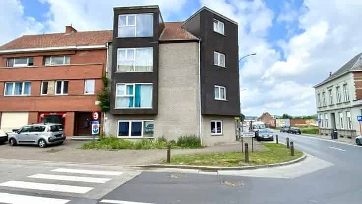 Appartementsblok Ronse: 4 Verhuurde Appartementen