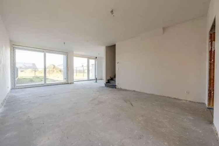 Moderne nieuwbouwwoning op 274 m² TE KOOP in Wakken!