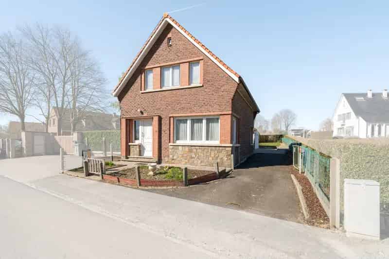 Verzorgde woning 2 slaapkamers landelijk gelegen