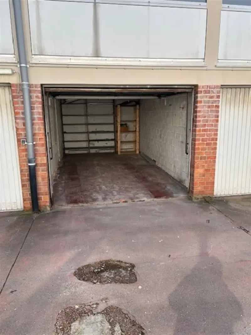 Garage te Huur