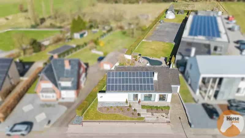 OPGLABBEEK - Instapklare woning op 70a