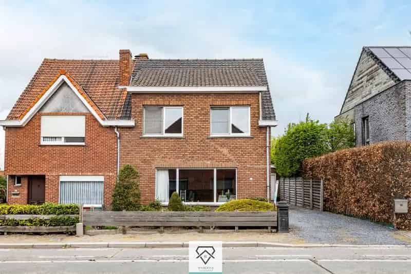 Huis te koop Evergem: 3 slaapkamers, garage & werkruimte