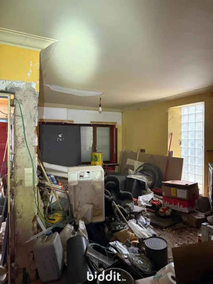 Te renoveren woning met loods nabij Provinciedomein De Gavers