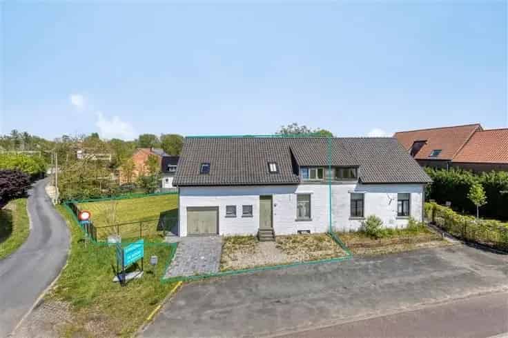 Gerenoveerde woning te koop in Bollebeek