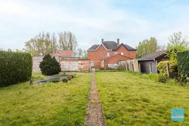 Huis te koop Berlare: Landelijke halfopen bebouwing