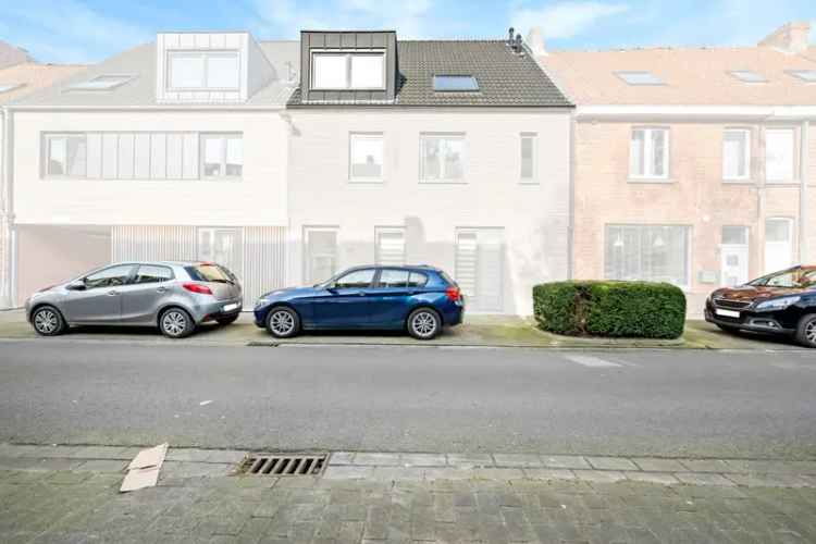 Appartement te koop Sint-Kruis - Instapklaar met Autostaanplaats