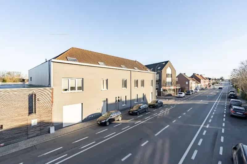 Opbrengsteigendom te koop Ingelmunster 4 Duplex Appartementen 11 Garages