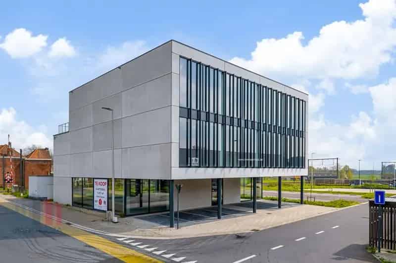 Nieuwbouw Kantoorruimte te Huur Lendelede 309m2