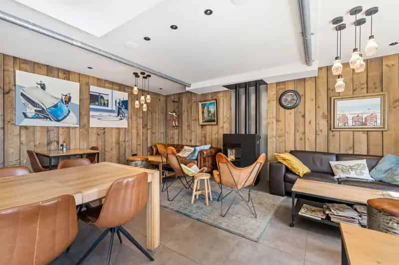 Huis te koop: Restaurant Brasserie met Ruim Appartement