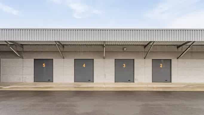 Bedrijfsgebouw met Woning te Koop Sint Andries