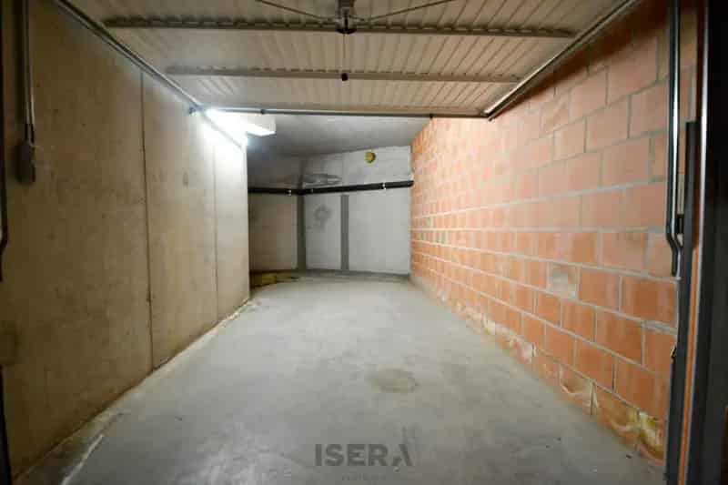 Garagebox Torhout Centrum Uitstekende Staat