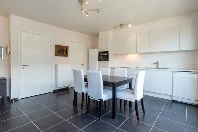 Modern 2-slaapkamer appartement te huur