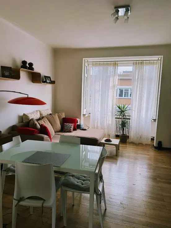 Te koop appartement in Etterbeek met 1 slaapkamer en balkon