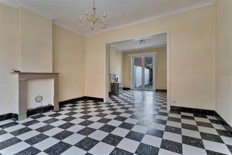 Te renoveren woning topligging