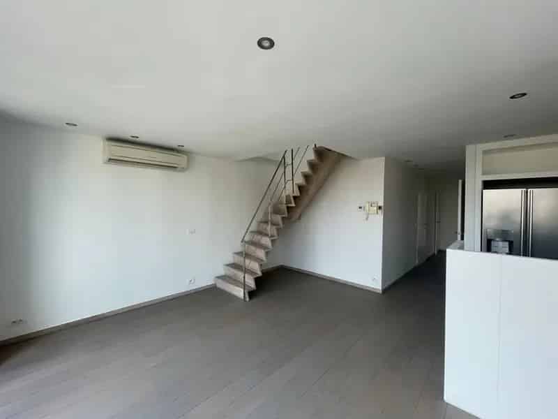 Penthouse te huur Kortrijk 2 slaapkamers 3 terrassen