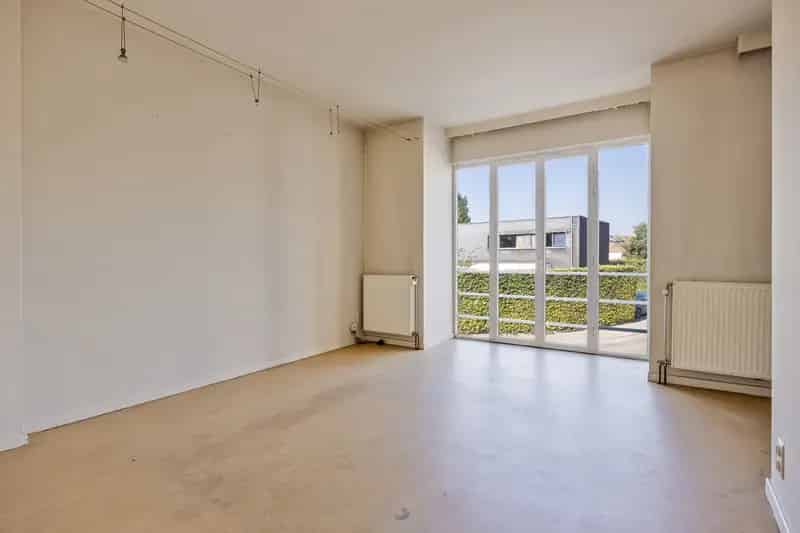 Opbrengsteigendom 2 Appartementen Garage 3 Parkings