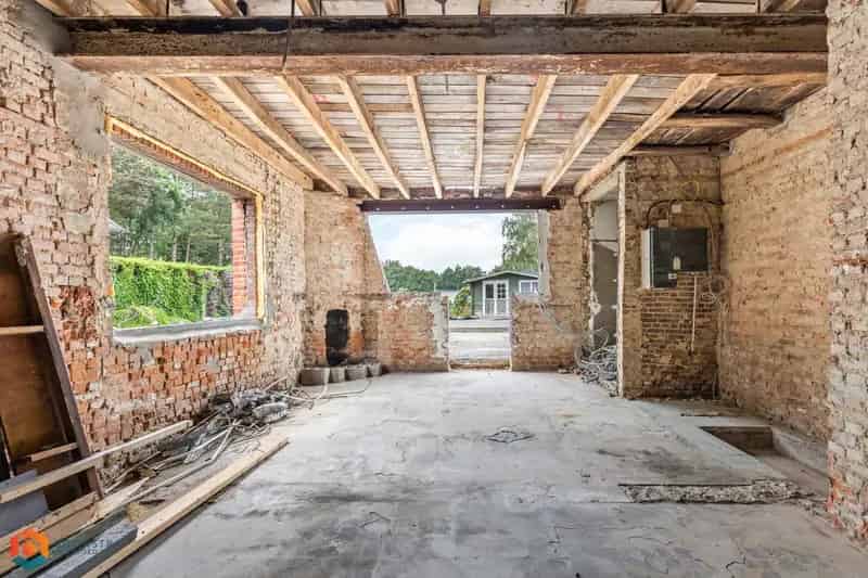Huis te huur te Putte: Renovatieproject 1209m²