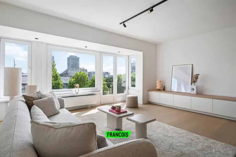 Appartement te koop Oostende Centrum gerenoveerd