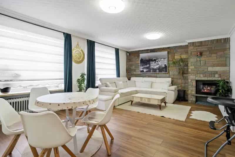 Lichtrijk appartement 4 slaapkamers Roeselare