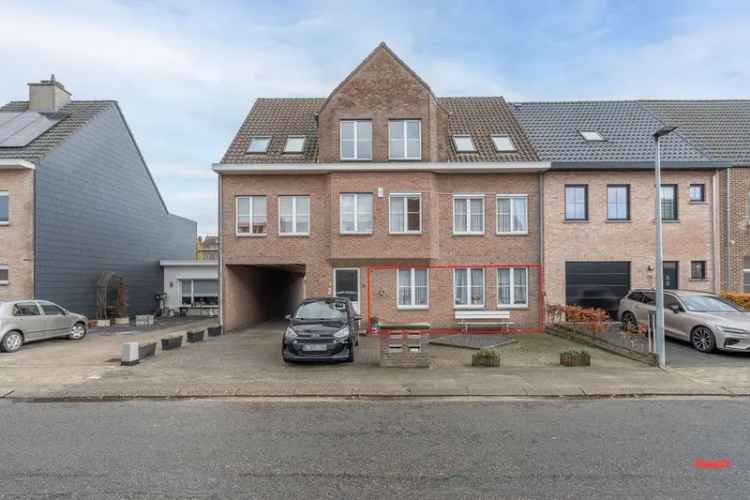 Gelijkvloers appartement 3 slaapkamers te koop