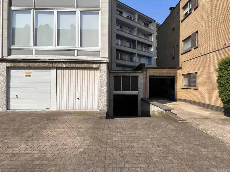 Garagebox te Koop Merksem Centrum