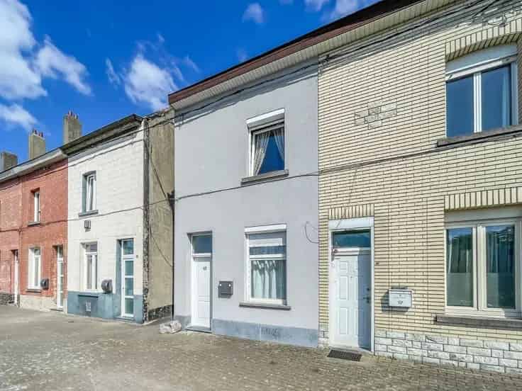 Gerenoveerde woning 4 slaapkamers te koop
