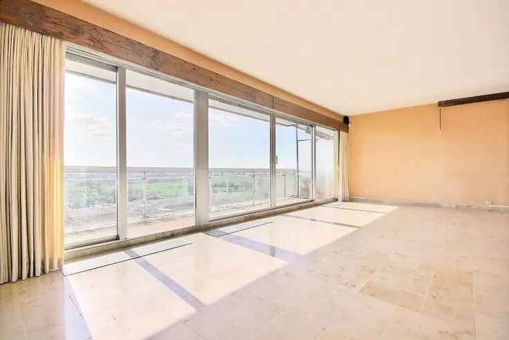 Penthouse te koop 143m2 3 slaapkamers 110m2 terrassen