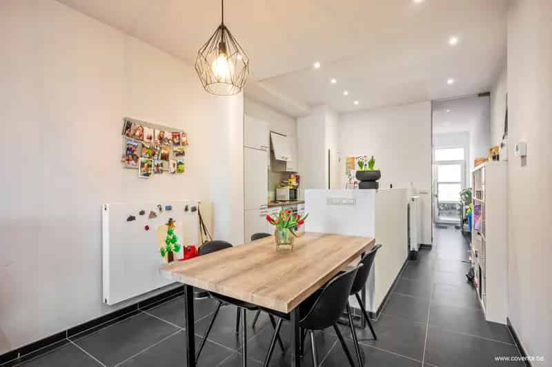 Huis te huur: Gerenoveerde woning 3 slaapkamers zonnige tuin