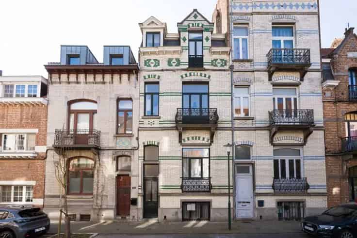 Huis te Koop Ukkel 6 slaapkamers 310m² tuin 2a00ca