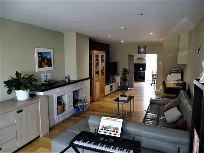 Instapklare Rijwoning 3 slaapkamers Grote Tuin Garage Rumst