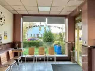 Handelspand te Huur Sint Niklaas 221m2