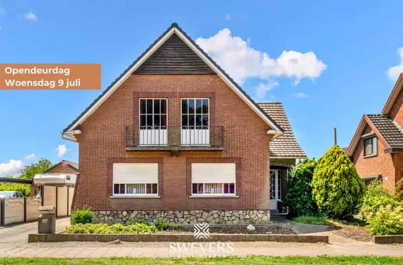 Huis te koop Beverlo: 3 slaapkamers, te renoveren