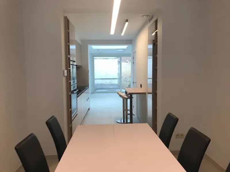 Huis te huur Ieper: Recent gerenoveerde woning nabij Markt