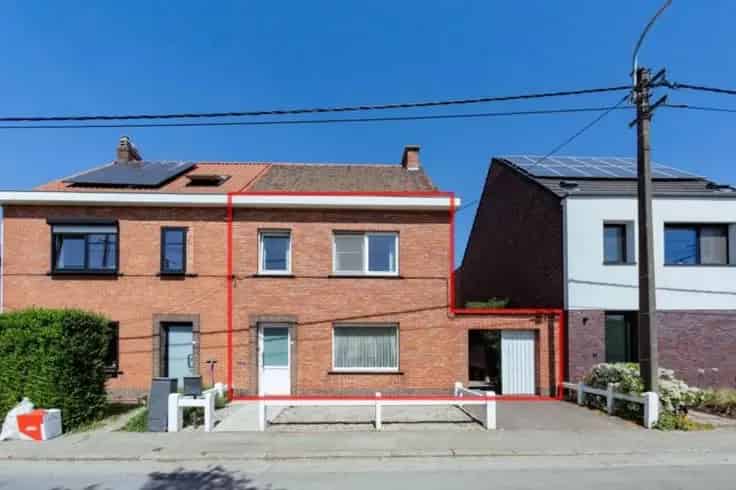 Halfopen Woning Landegem Station - Renovatieproject
