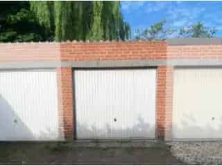 Garagebox te koop Moeskroen 15m2