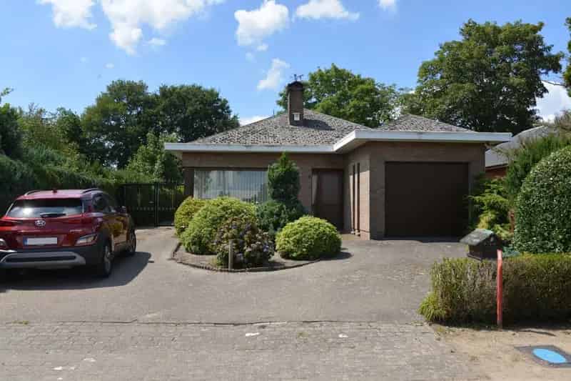 Huis te huur: 2 slaapkamers, garage, tuin